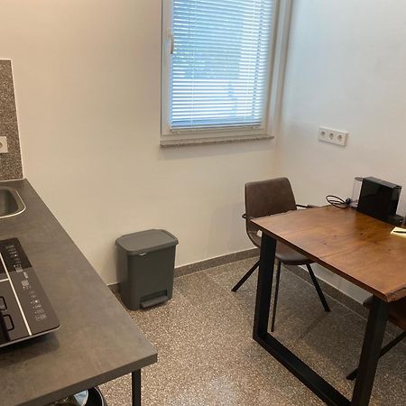 All-In Apartments In Fischeln Mit Gartenblick, Naehe Duesseldorf - Messe - Airport - Helios Krefeld Eksteriør bilde